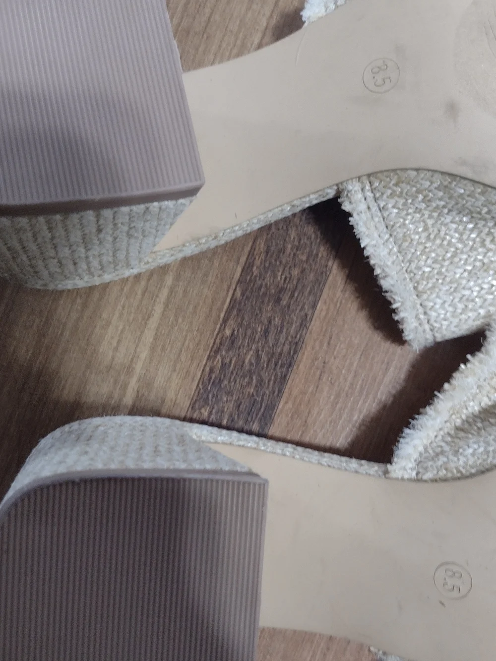 Embellished Cream Slide Sandals with Crystal Buckle Size 8.5